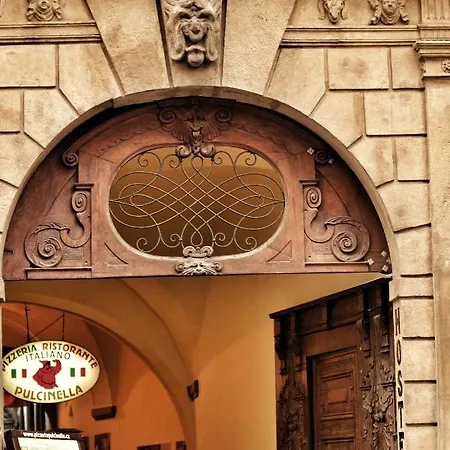 Appartement Alexandra Old Town Square - Up To 23pax