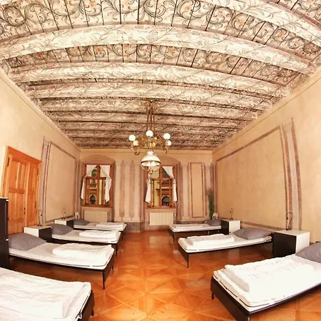 Alexandra Old Town Square - Up To 23pax * Prague