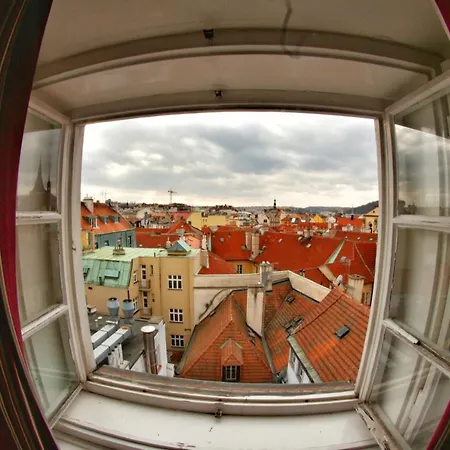 Appartement Alexandra Old Town Square - Up To 23pax